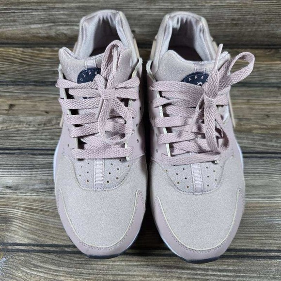 Nike Air Huarache Run Particle Beige Pink Desert Sand Size 6Y (Women's 7.5) - Picture 2 of 8